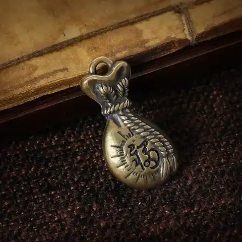1-Piece Lucky Bag Keychain - Vintage Style Unisex Pendant Necklace with Adjustable Cord for Daily Wear & Gift Giving