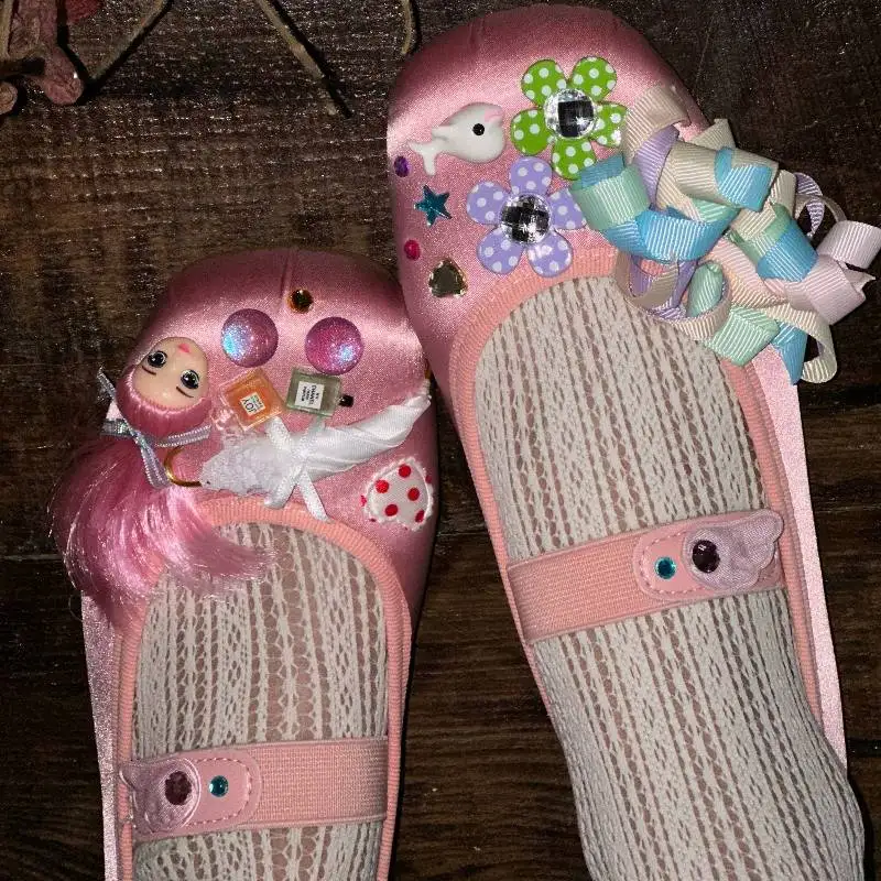 zapatos-planos-para-ninas-estilo-sweet-decora-hechos-a-mano-con-diadema-de-muneca-adornos-de-pedreria-lazo-de-cinta-y-flores-zapatos-mary-jane-de-saten-estilo-lolita-para-princesas