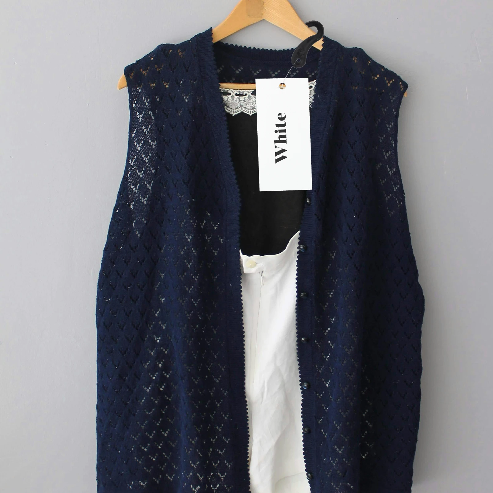 

100pcs Plastic Question Mark Sock Hat Display Hangers Durable Retail Stocking Hooks Elegant Design Strong Capacity Universal