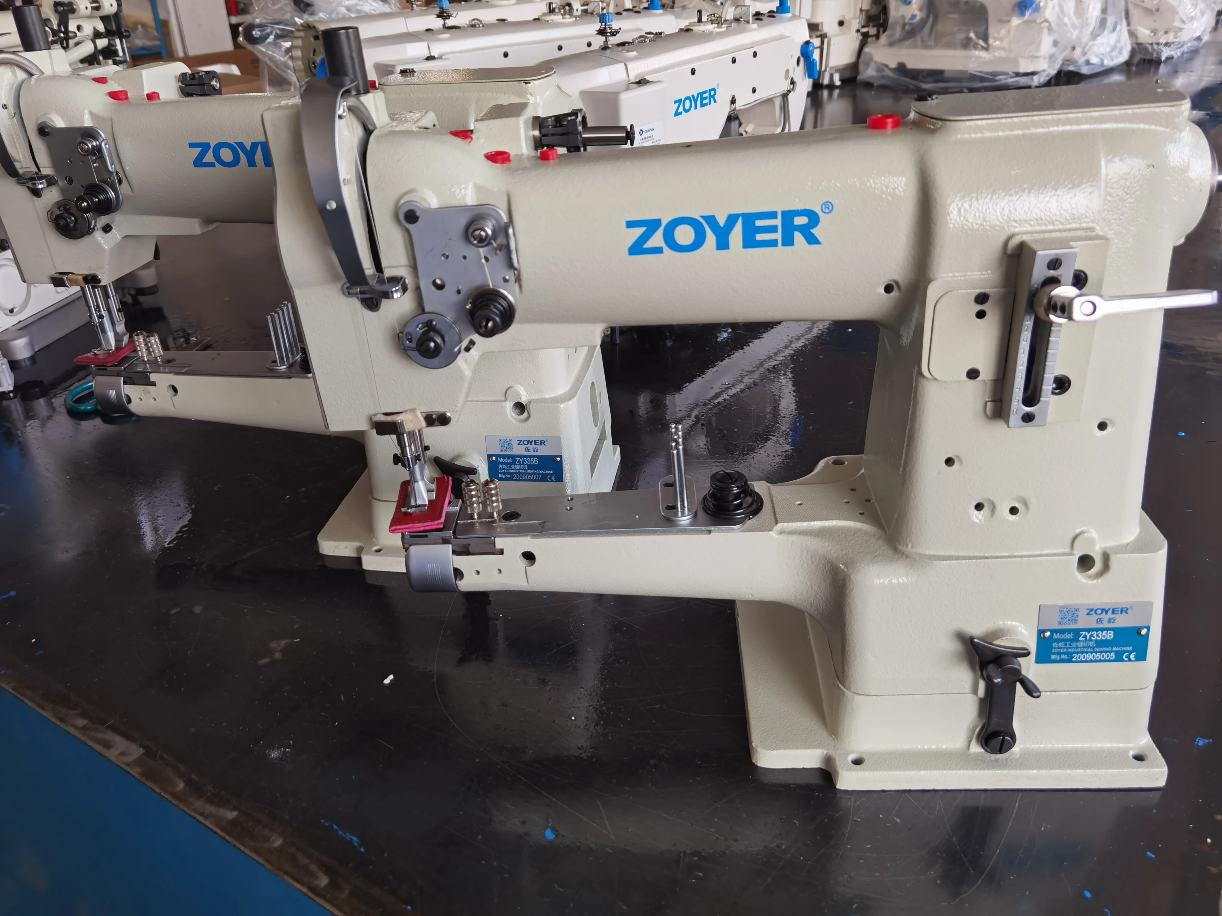 ZY335/ZY335B Zoyer Industrial Heavy Duty High-Speed Lock Single Needle Cylinder-Bed Compound-Feed Sewing Machine Motor For Shoes
