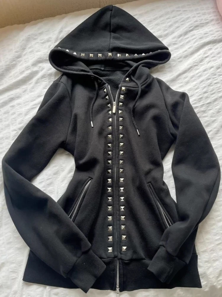 2025 Harajuku Black Rivet Hoodies Women Streetwear Casual Slim Fit ​Hooded Sweatshirt Y2k Aesthetic Vintage Grunge Zipper Hoodie