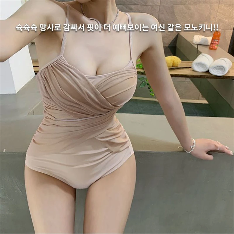 Summer new high-end sexy swimsuit covers the belly and makes you look slimmer. One piece vacation fashion swimsuit for women