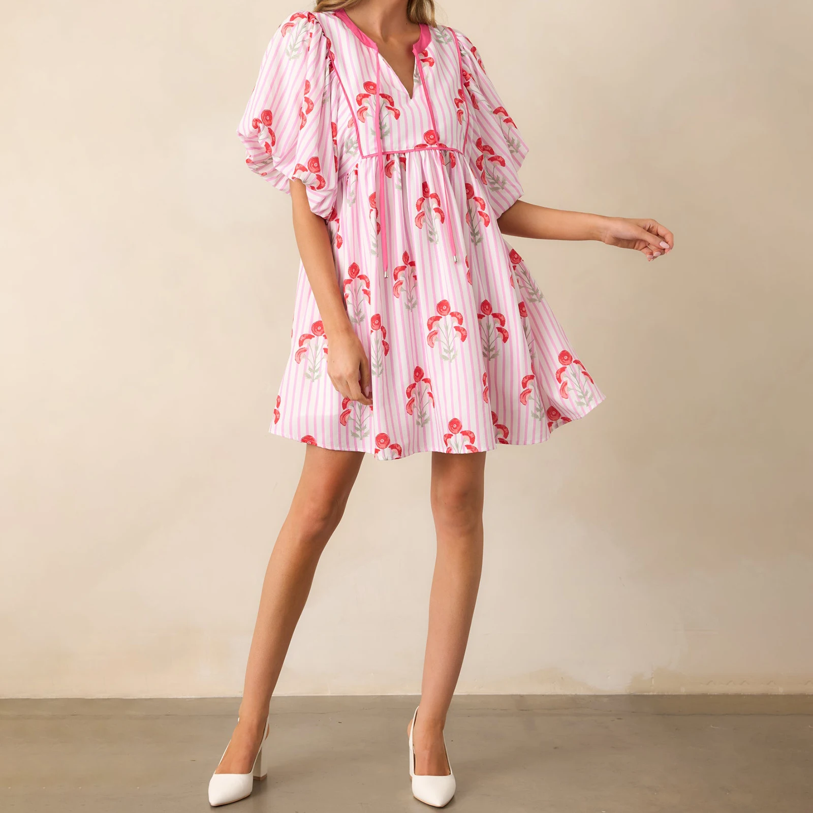 

Женское милое свободное мини-платье трапециевидной формы, повседневное летнее вечернее платье с цветочным принтом и v-образным вырезом с объемными рукавами для коктейльной уличной одежды