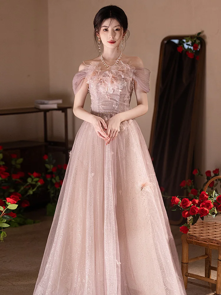 

Вечернее платье Ele для женщин: Элитное, на одно плечо, с цветочным узором, из фатина, для торжественных мероприятий, балов, свадеб и выпускных вечеров