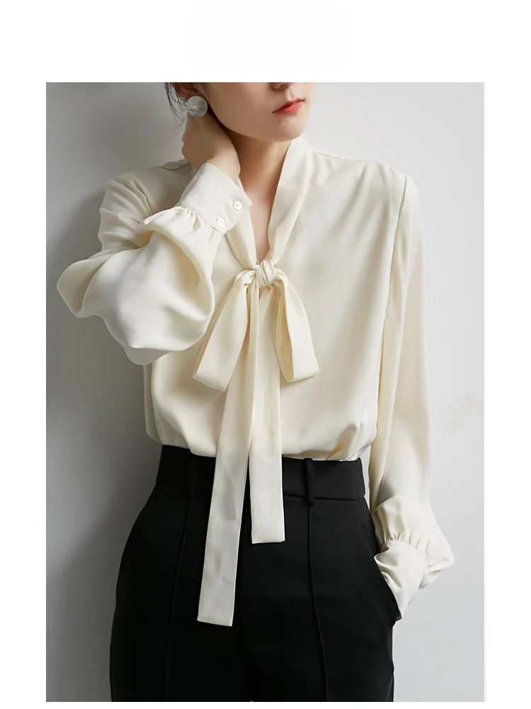 

Shallow Streams Commute Style Loose Shirt with Sash Draping Knot Elegant Top Women's Fashion Polyester Fiber Long S...