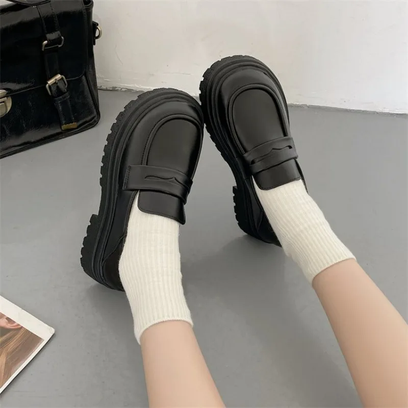 Shoes Woman 2024 trend British Style Oxfords Shallow Mouth Round Toe Black Flats Casual Female Sneakers Ladies\' Footwear Loafers