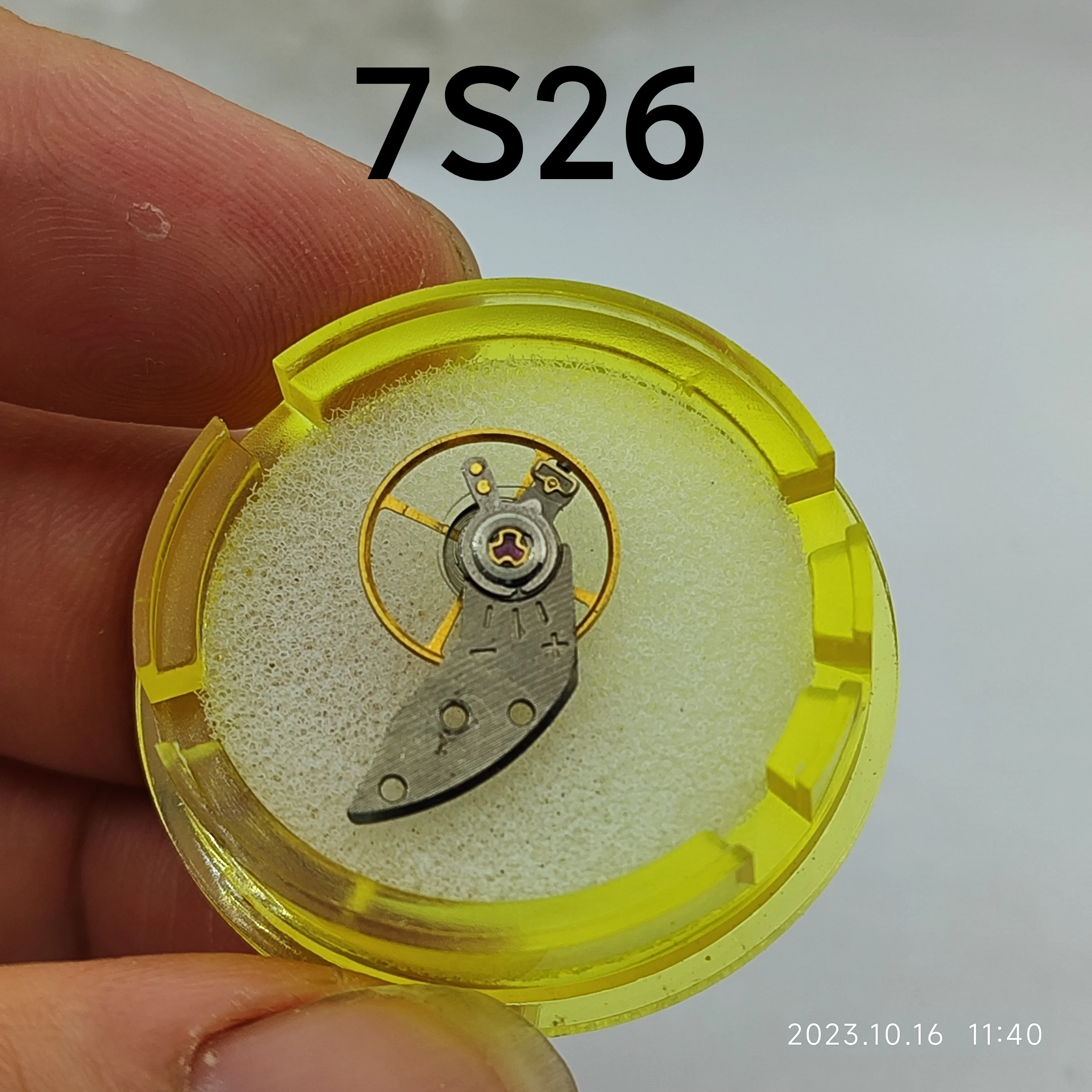 Watch accessories Japan original 7s26/7009 movement balance wheel assembly General original disassembly machine parts balance wh