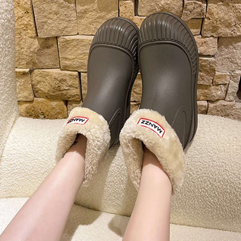 

Women's Fashion Rain Boots Rainy Season Walking Shoes Non-slip Wear-resistant Short Rubber Shoes Adult Trave Comfort Water Boots