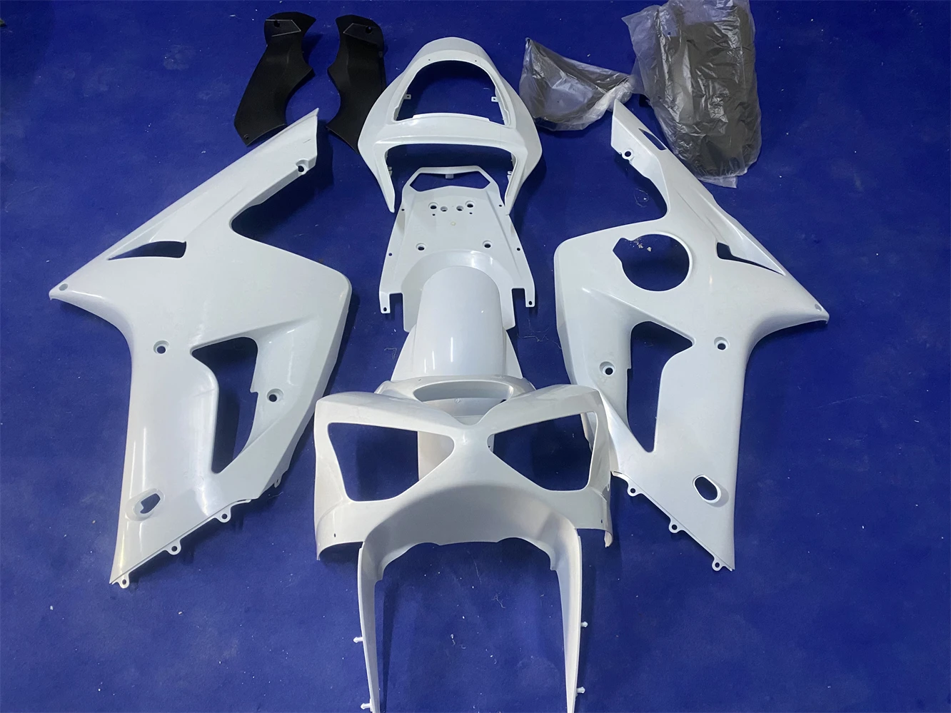 Motorcycle fairing suitable for ZX-6R 03 04 -6R 636 2003 2004 Fairing not painted not sprayed