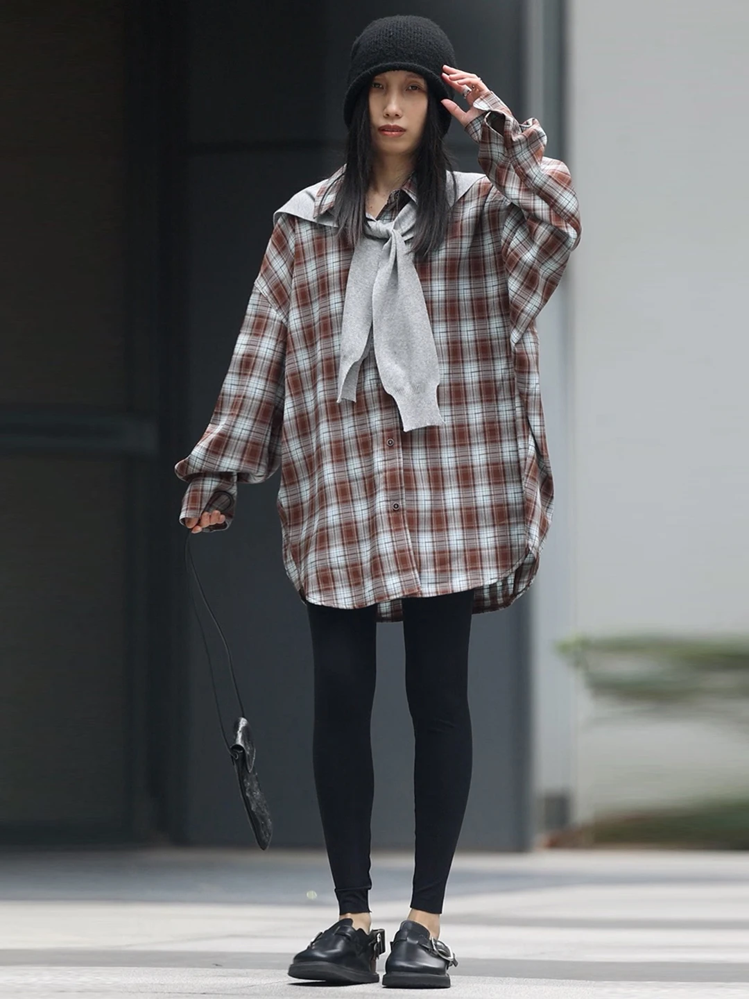 

Blue Plaid Vintage Sle Loose Fit Long Sve irt Women's Thin Casual Top Lazy Button Cotton Polyester Blend oulder Pad