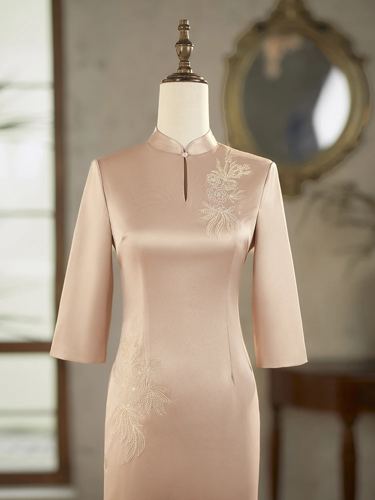 

Pink Mom Wedding Dr Long Sve Embroidered Satin High End October Marriage Celebration Costume Mid-Length Quxuan