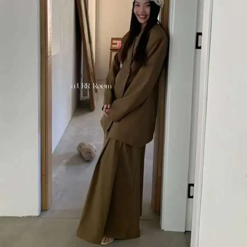 BJTZ Einfarbige, langärmelige Revers-Anzugjacke mit schrägen Knöpfen + Hose mit weitem Bein, 2023, neue Mode für Frühling und Sommer