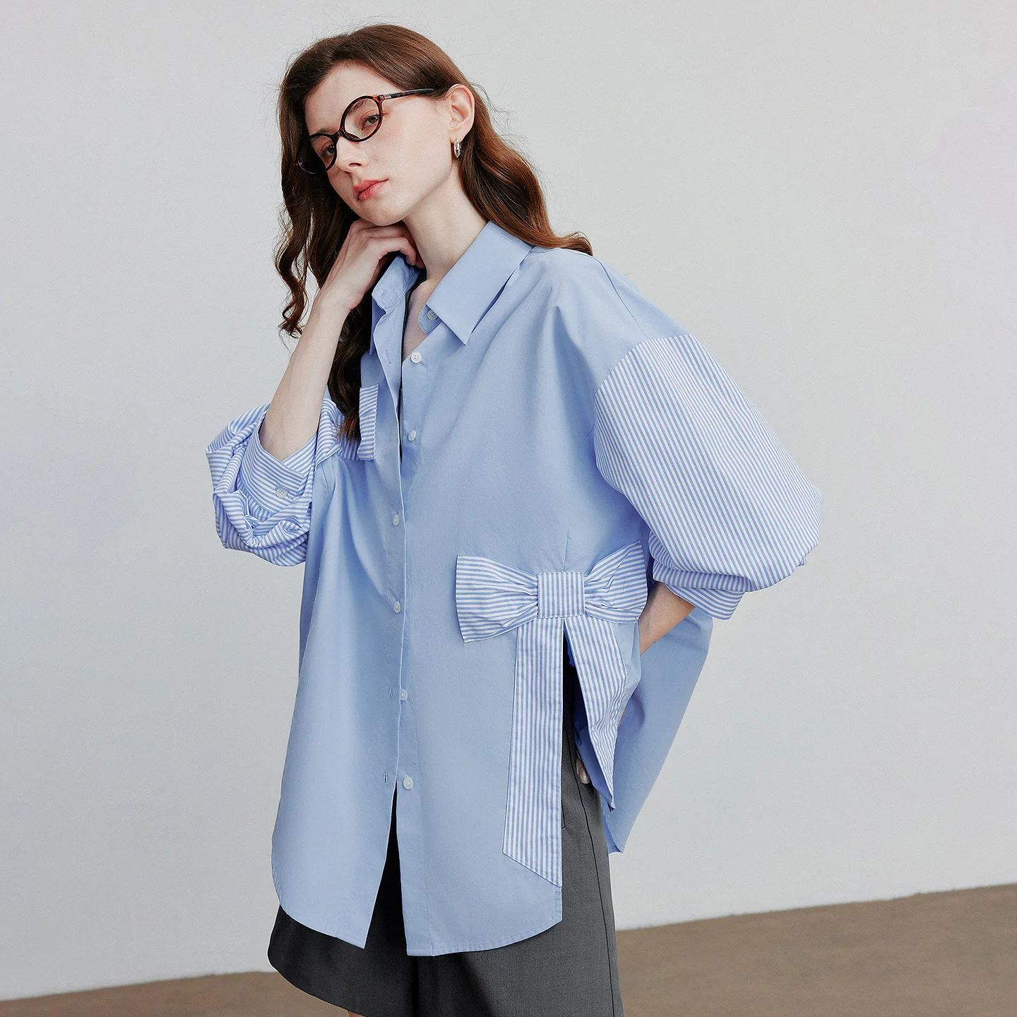 TOYOUTH ผู้หญิงเสื้อเสื้อ 2025 ฤดูใบไม้ร่วงใหม่ลาย Bowknot Splicing เปิดลงปกเสื้อแขนยาว