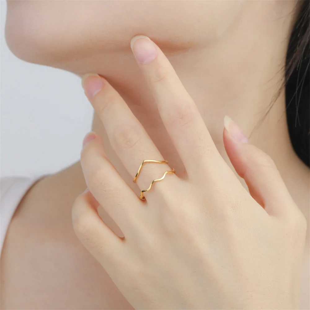 Minimalist Stackable Wave Rings for Women Geometric Finger Ring Stainless Steel Golden Jewelry Thin Rings Set Daily Party Wear