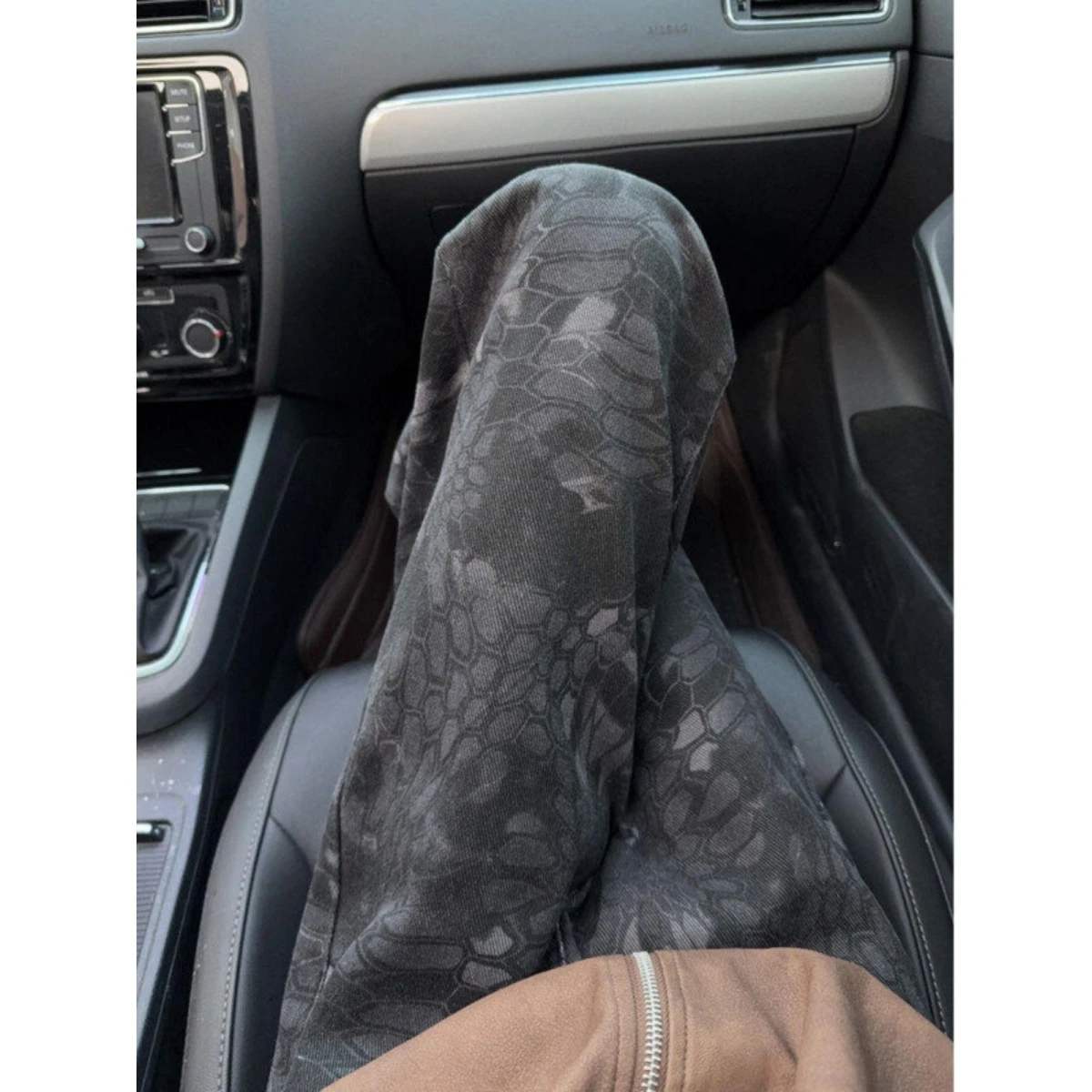 

Мужские джинсы с камуфляжным принтом под змеиную кожу, средняя посадка, свободные расклешенные брюки, весна-осень, американский ретро-стиль, чистый крой, Haome