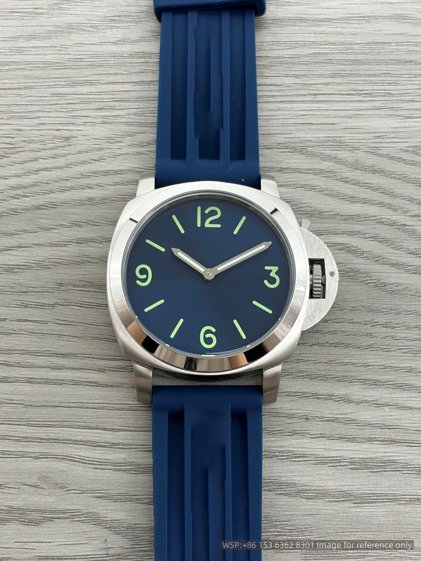 

44mm luxury men's watch, made of 904L steel, automatic movement-BB