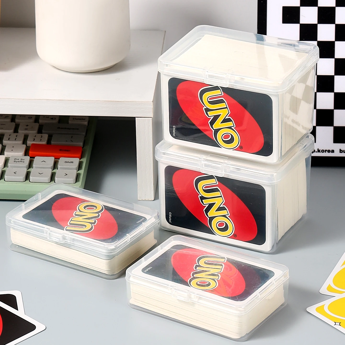 caixa-de-armazenamento-de-cartas-para-jogos-de-mesa-classicos-organizador-de-cartas-de-poker-caixa-plastica-quadrada-portatil-com-tampa-articulada-acessorios-de-organizacao-domestica