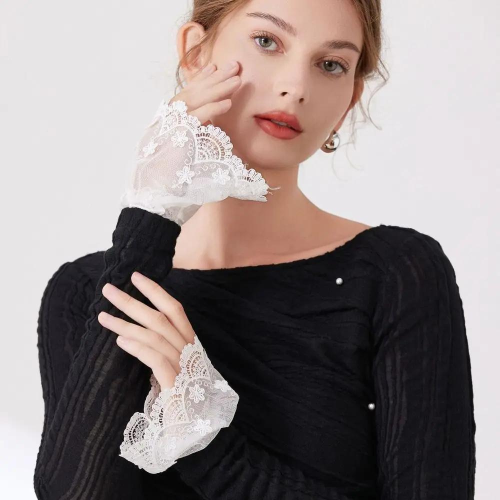 

Casual Double Layer Lace Fake Cuffs Pleated Polka Dot Horn Cuffs Decoration Sweet All-match False Cuff Sleeve Women's Daily Wear