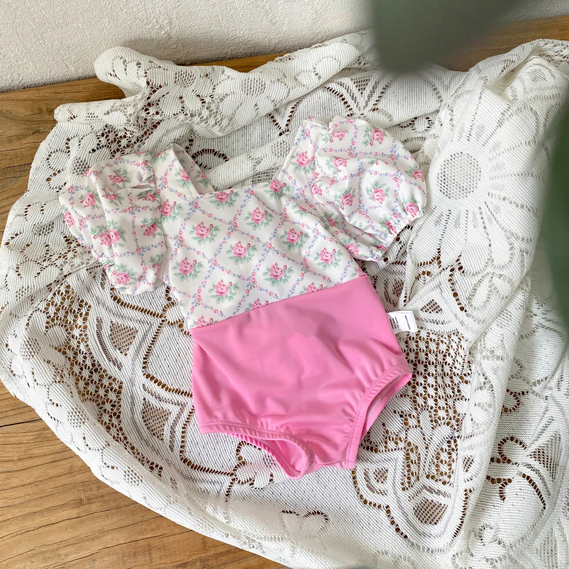 2026 Summer New Baby Girl Short Sleeve One Piece Swimsuit Girls Sweet Floral Bathing Suit Infant Toddler Backless Swimming Suit
