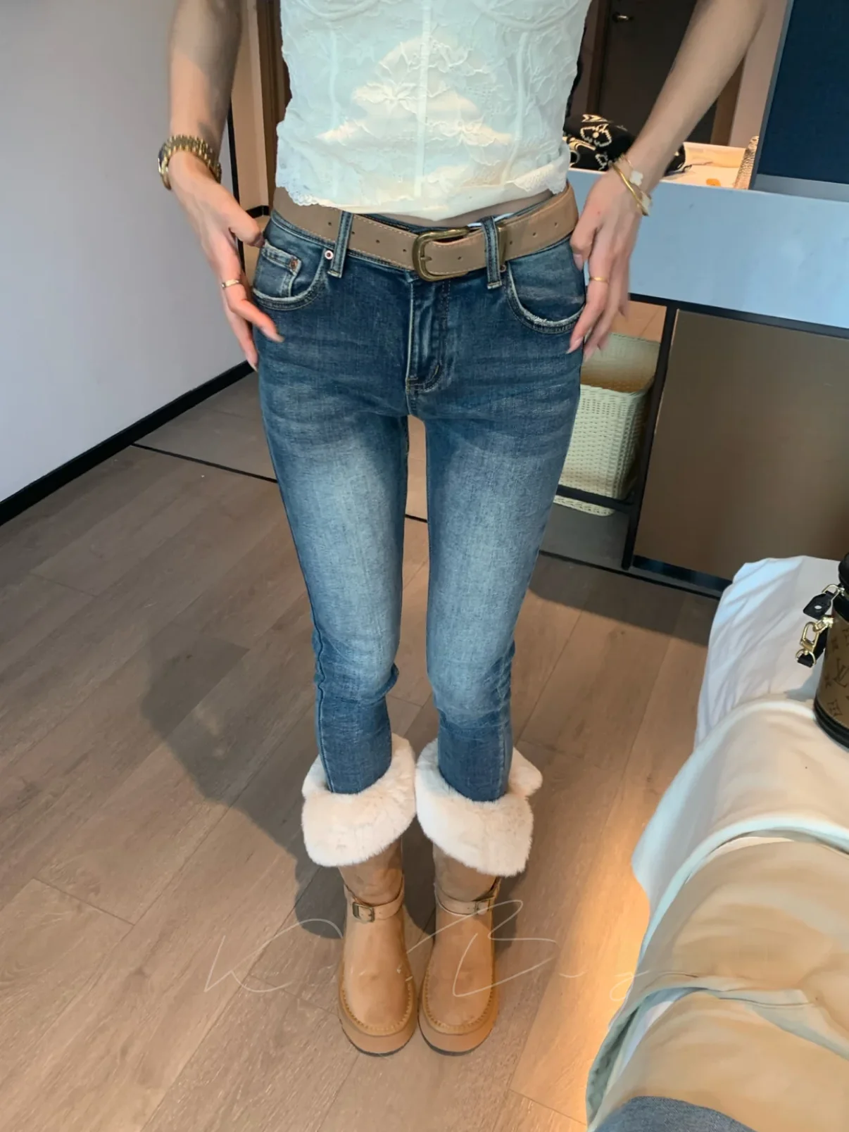

High Waist Fce Lined Retro Fit Jeans Women's Slimming Versatile Wide Hip Denim Pants Elastic Stretchy Ladies Jeans