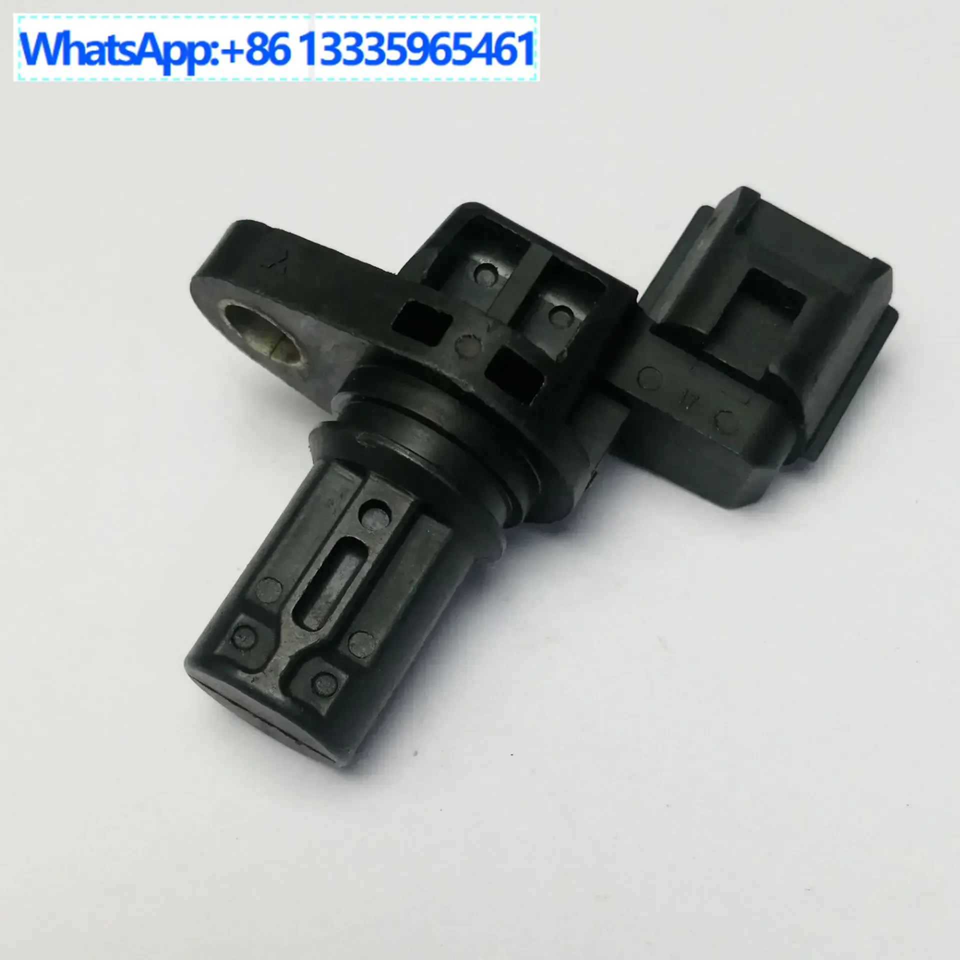 

MR578768 for pony Landi Outlander Pajero Camshaft Position Sensor J5T30771