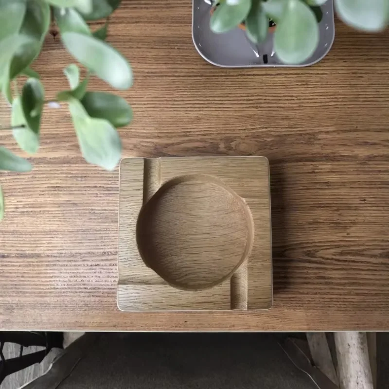 Custom Logo Square Natural Oak Ashtray Smokeless Design Wooden Cigarette and Cigar Accessories