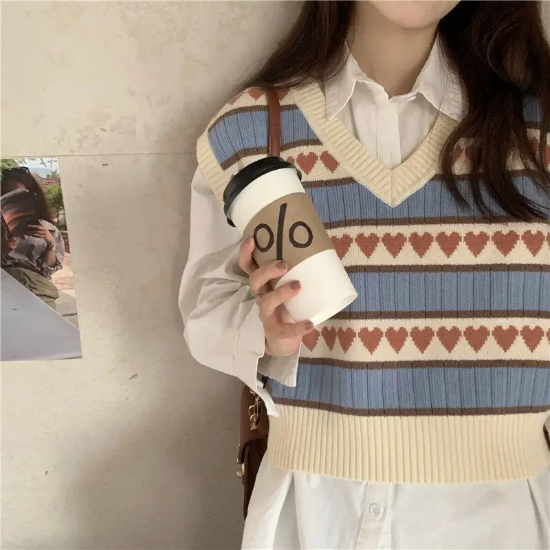 Knitted Sweater Vests Women Korean Style Loose Heart Printed Vintage Students\' Striped Sleeveless Sweaters All-match Lovely Fall