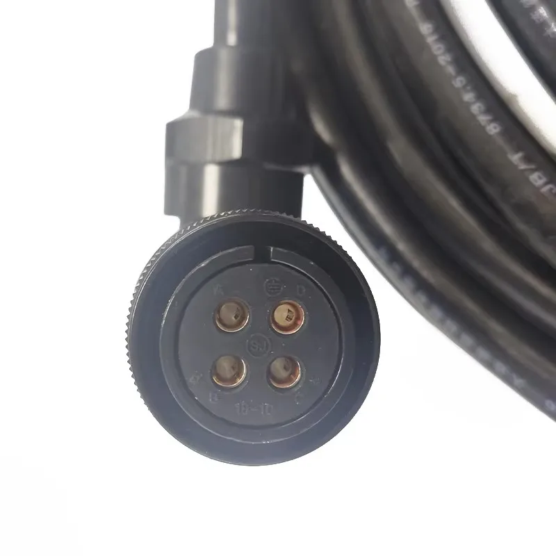 F06B-0001-K008 كابل طاقة المحرك قابس رباعي النواة مع سلك