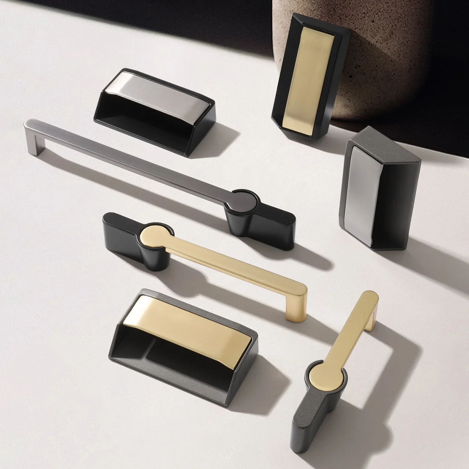 Golden Modern Creative Shoe Cabinet Furniture Door Handle Black Wardrobe Drawer Knob Extended Home Decoration Handles