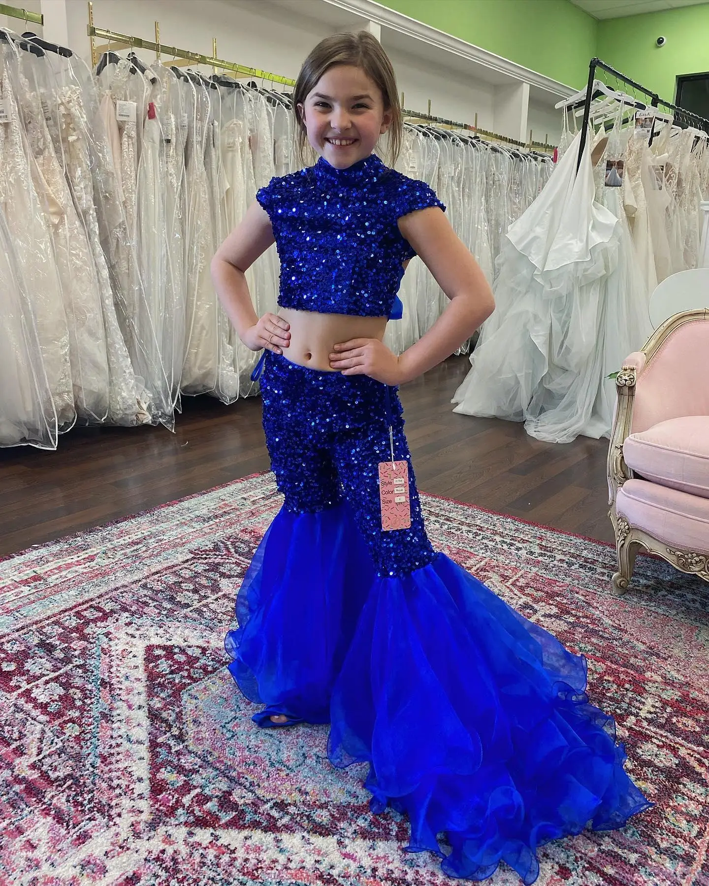 Customized Sequined Flower Girl Dresses High Collar Short Sleeves Pageant Party Princess Gowns Two Pieces Mermaid Pant Suits