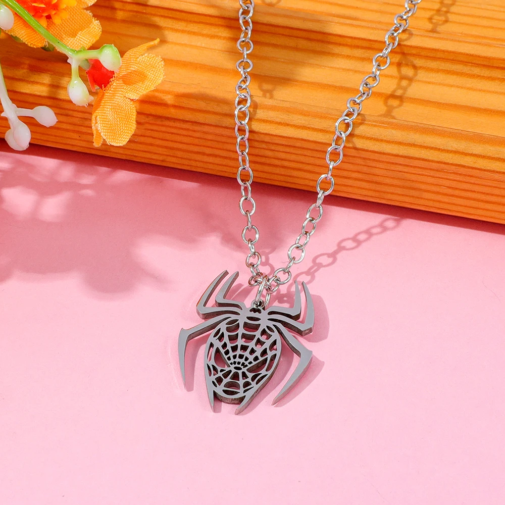 

Marvel Hollow Out Spiderman Necklace Superhero Spiderman Stainless Steel Neck Chain for Fans Accessories Gifts