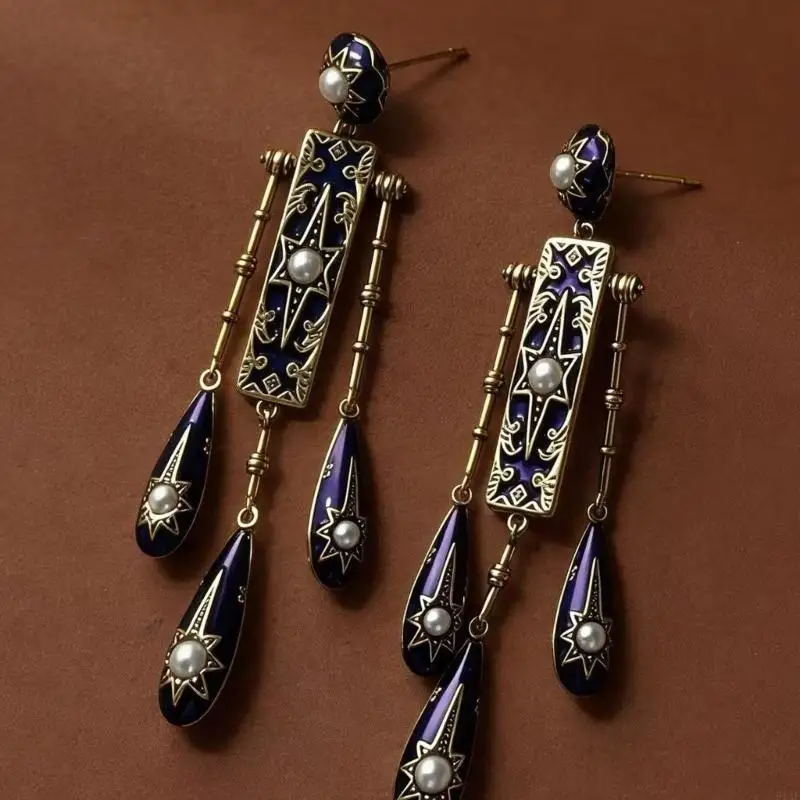 91AF 1 Pair Elegant Pearls Adorned Geometric Star Earrings Retro Copper Texture Perfect for Winter Wardrobe Brightening