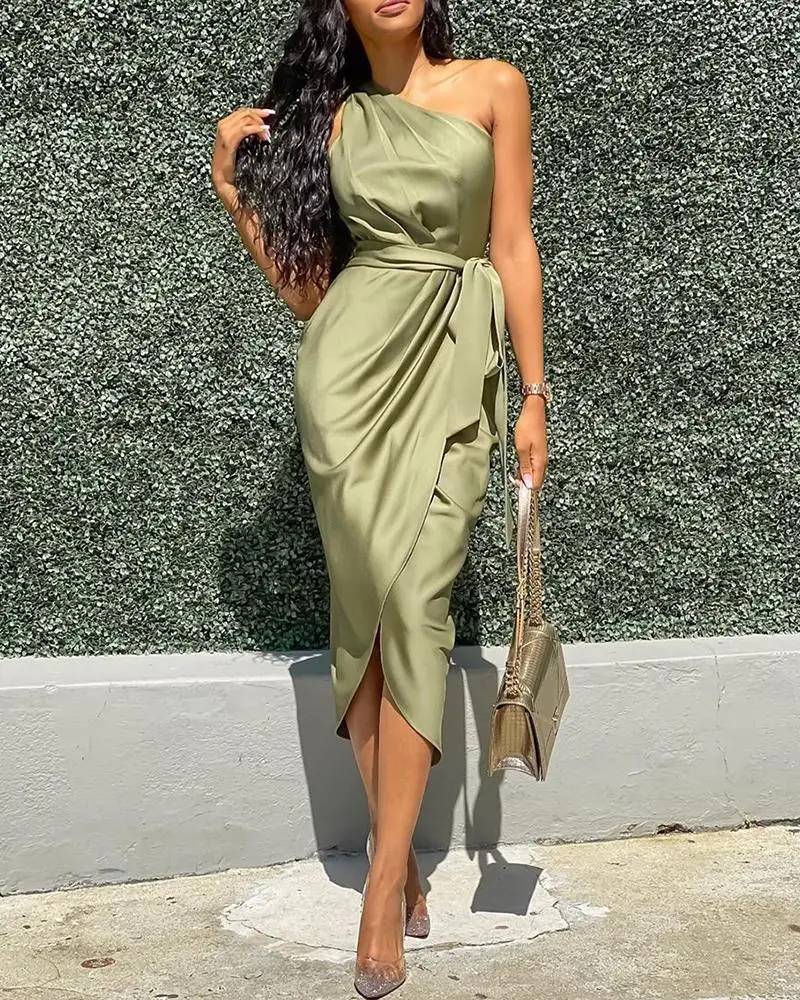 een Silk Face Irregular Dr High Waist Oblique oulder Par Gown Me Irregular Dres Street Sle Mid-Length Skirt