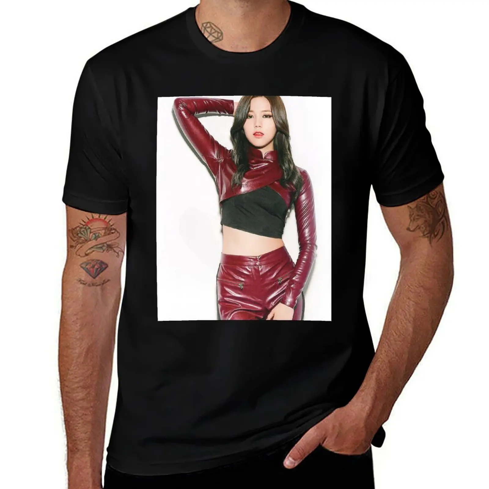 

Hyejeong aoa T-Shirt man graphic t shirt man t shirt luxury T-Shirt