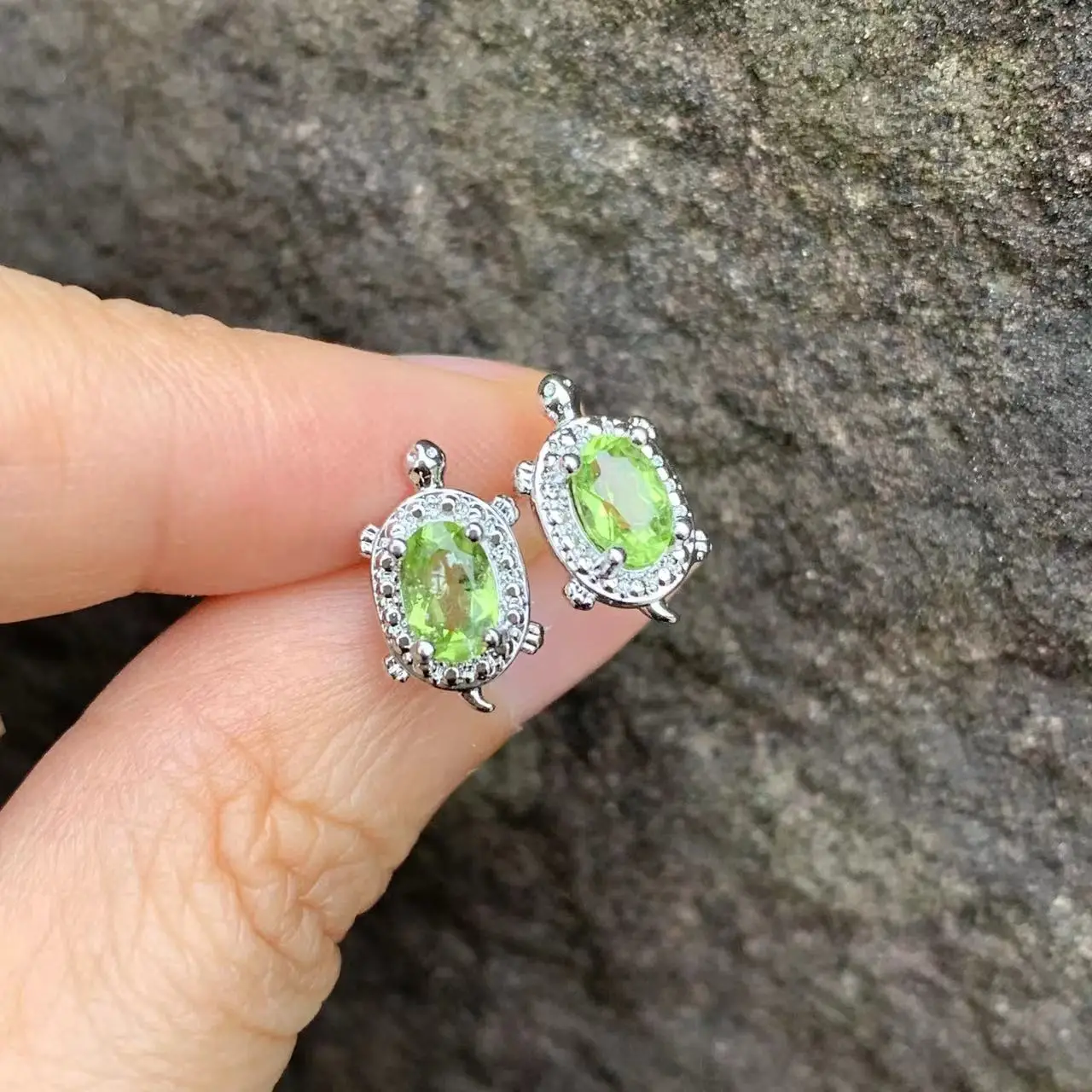 100% Genuine Natural Peridot 925 Sterling Silver Stud Earrings Turtle For women Jewelry Gift