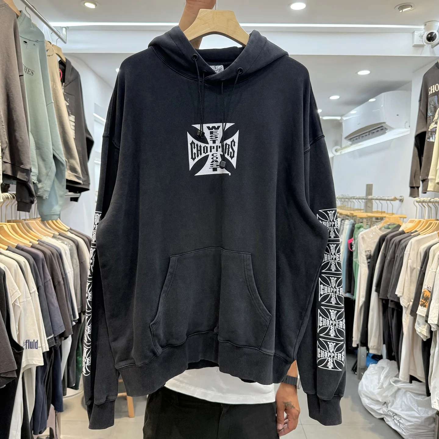 

Оригинальный свитер High Street с крестообразным узором и буквенным принтом, свободная шляпа Fce, толстовка для молодежной повседневной одежды