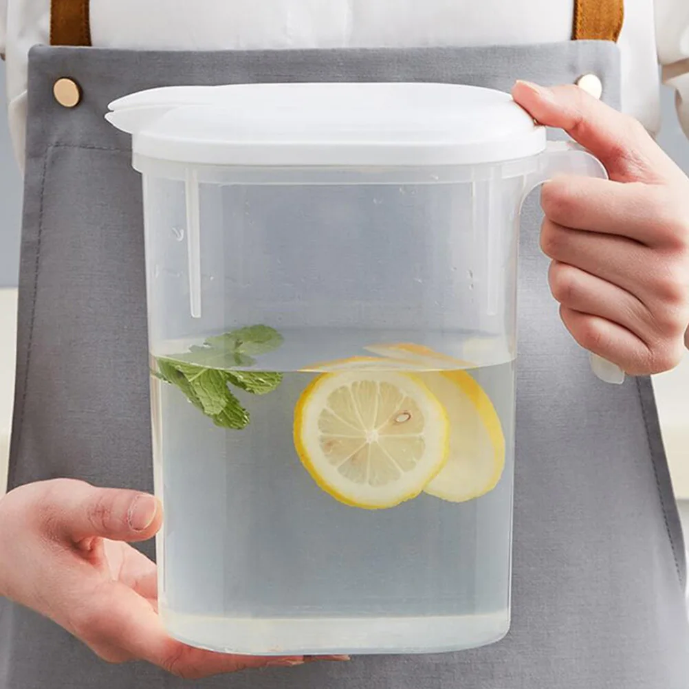 

1Pcs Plastic Water Kettle Large Capacity Multipurpose Beverage Jug for Juice Tea Storage Household Use Portable Handle