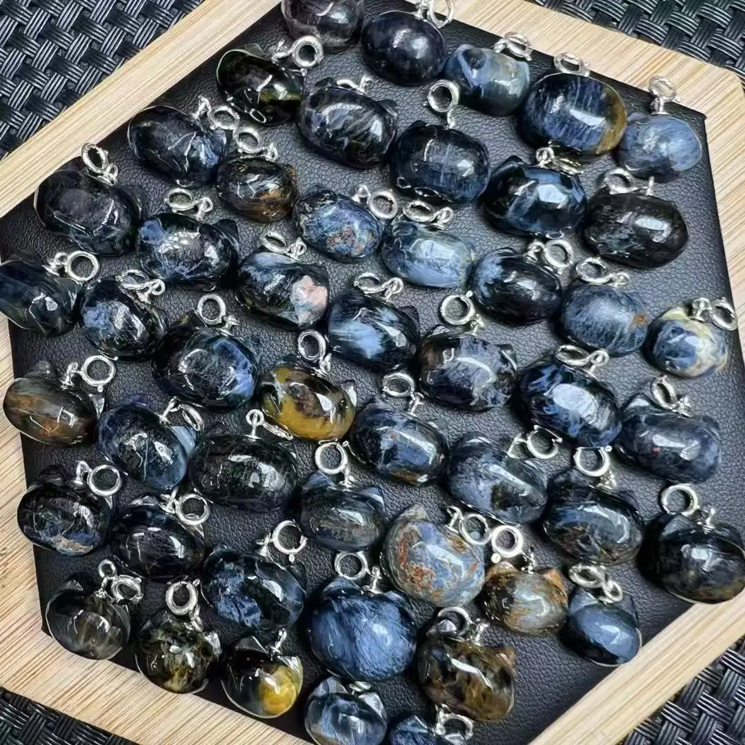 

Unit One Piece 925 Silver Inlay Natural Pietersite Crystal Cat Head Carving Stone Pendant for Meditation