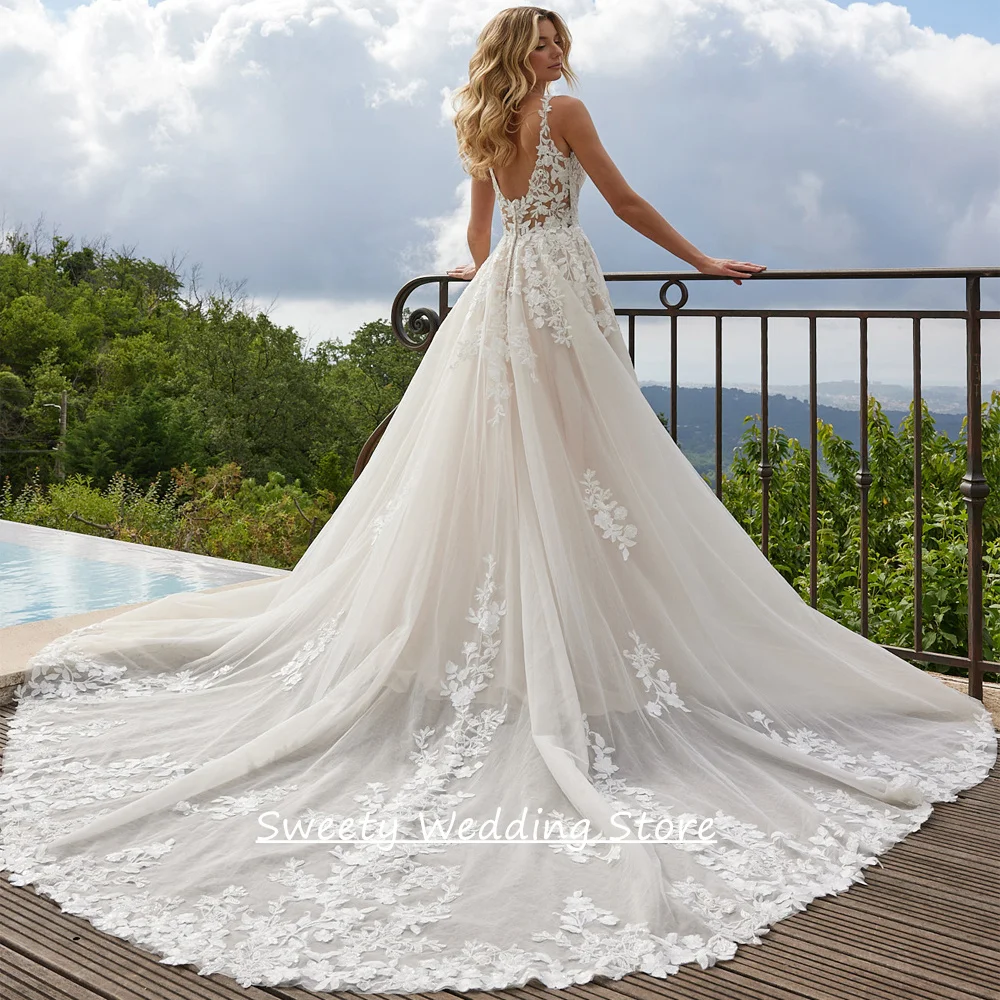 

Customized Wedding Dress for Woman Elegant V Neck Sleeveless Sequined Applique Court Train A Line Bridal Gown Dresses