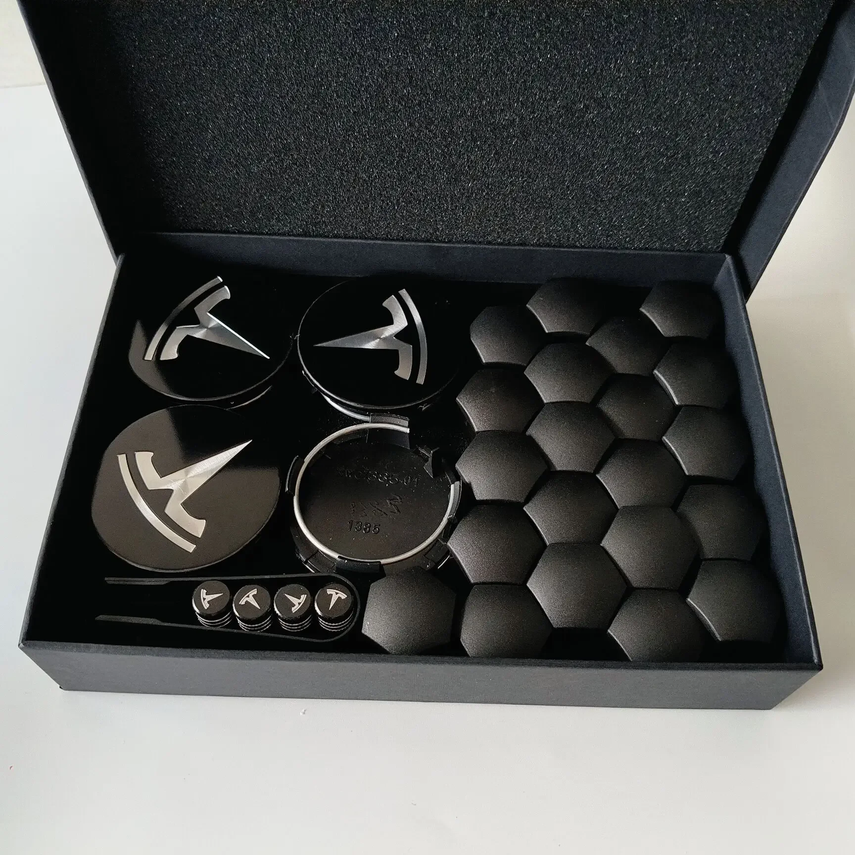 BlackSilver BOX