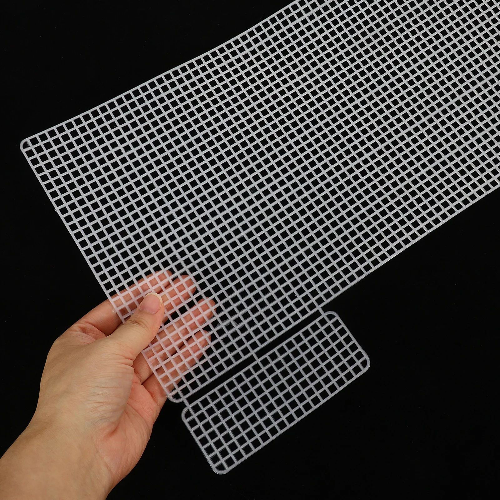 

5Pcs DIY Bag Mesh Sheets Plastic Grid Sheets for Sewing Handicrafts Creative Stitching Projects Multi-Function Craft Making Pads