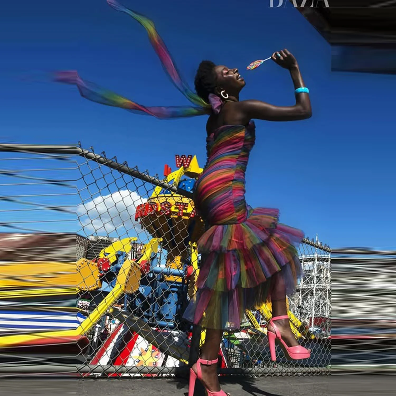 Wunderschönes Regenbogen-Meerjungfrau-Abschlussballkleid mit Neckholder, bunt, abgestufter Tüll, Abendkleider, formelle Kleidung für Partys, Fotoshooting-Kleid