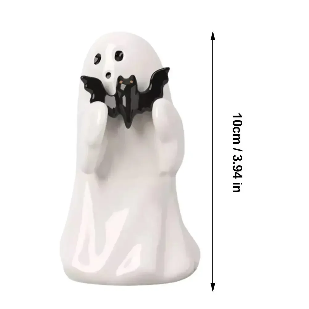 2024 Hot sale Ghost Hugging Pumpkin Statue Cute Halloween Statue Spooky Halloween Ghost Pumpkin Figurine Resin Party Decoration