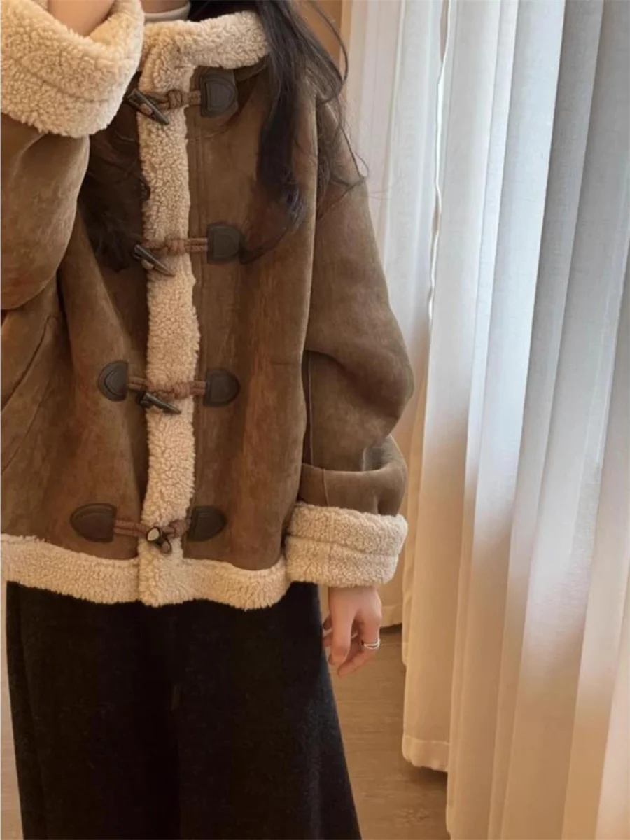 Jaet à capuche en fourrure d'agneau et daim pour femme, manteau ample en coton, rétro américain, Design Sense, fermeture à bouton, automne hiver