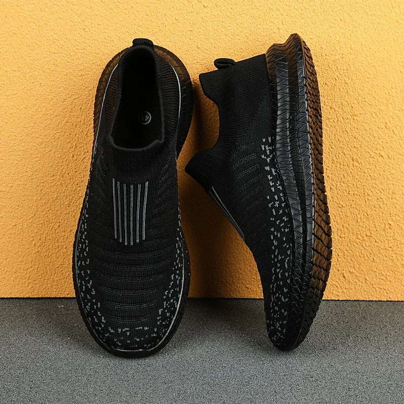 

ELUVA Lightweight Breathable Mens Sneakers Slip on Walking Shoes Anti Slip Outdoor Casual Mesh Sneakers for Men Travel Gym