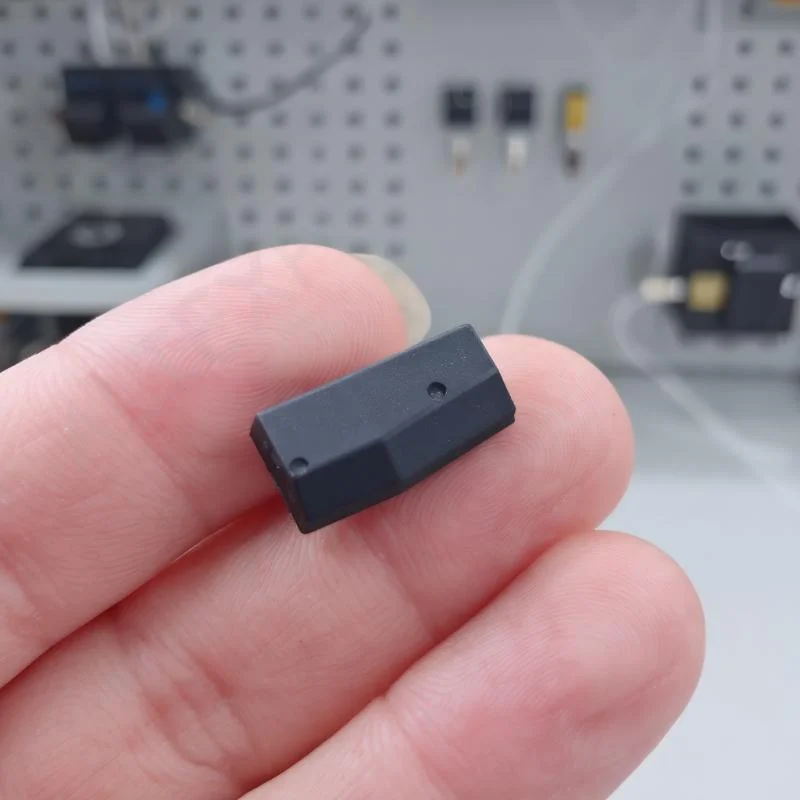 

1-Piece D26 Transponder Chip with KD Super Chip, Supports ID33, ID48, ID4D, ID80