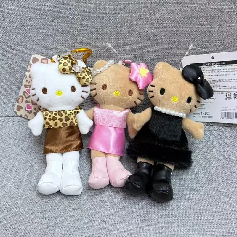 Pluszak Hello Kitty z okazji rocznicy, z długimi nogami, wzór panterki, czarne futro, uroczy brelok do torebki, zawieszka do kluczy dla kobiet, dziewcząt i fanów.