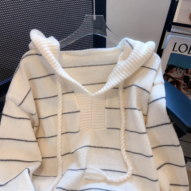2025年秋冬新作 レディース フード付きセーター プルオーバー ゆったり カジュアル 長袖 ストライプ ニットトップス エレガントニットウェア