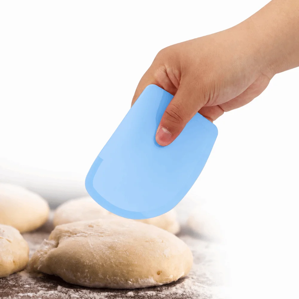 3PCS PP Baking Scraper Set Food Grade Non Stick Surface Dough Scraper Cutter Serrated Edge Different Shapes