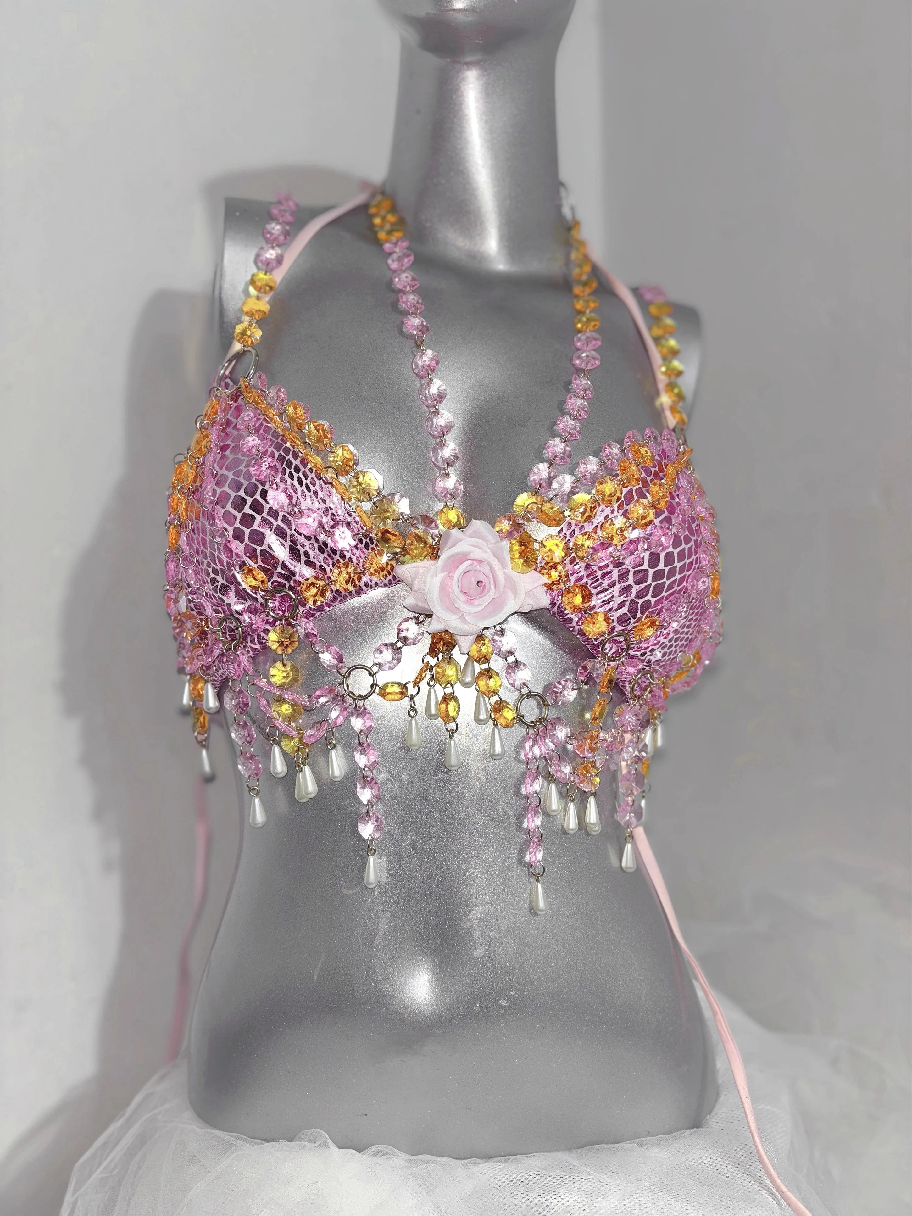 

Ladies Body Chain Beading Camisole Vest Hollow Out Top Body Jewelry Exaggerated Pearl Neck Bustier Fashion Bra Women Club Rave